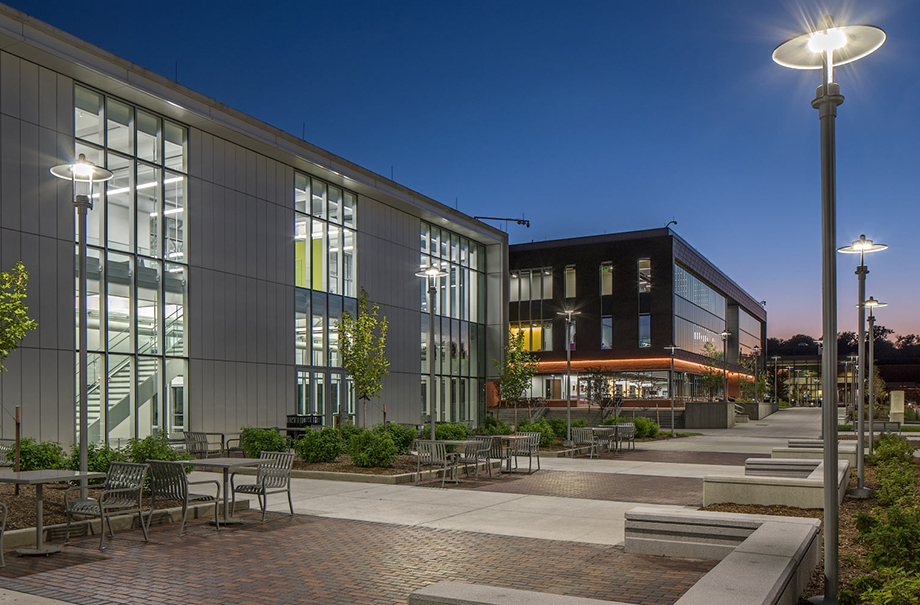 Metropolitan Community College